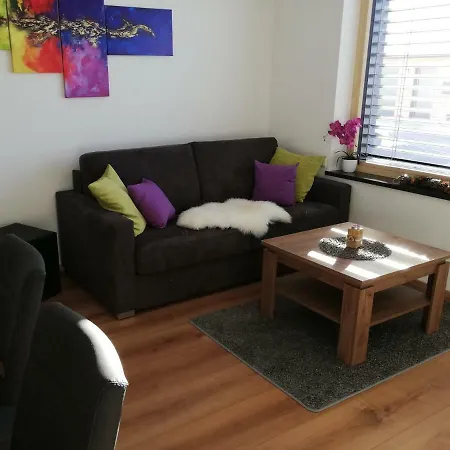 Sonnen-appartement Heidi *